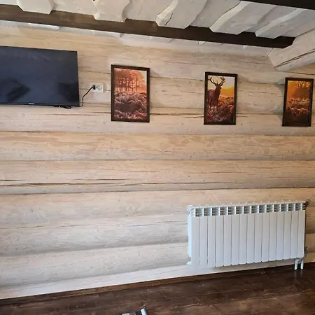 Synevyr House Апартаменти 2 *